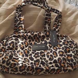 Marc Jacobs 2 way tote/ sling body bag